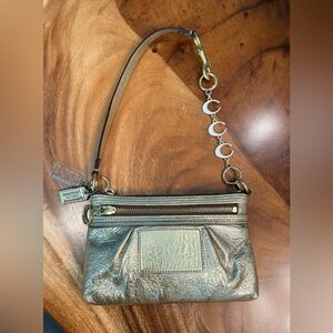 Purse Chain Strap Extender “C” Design NWT Gold & White ⭐️ PURSE CHAIN ONLY⭐️